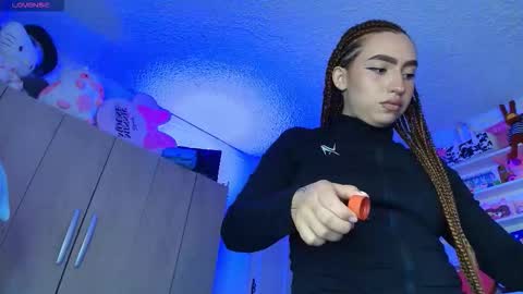 valentina online show from February 10, 2026, 2:37 am