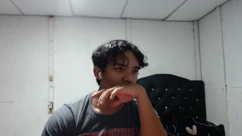 Snapshot of valenorlerot chatting on July 15, 2026, 4:18 am Valenor online show from July 15, 2026, 4:18 am