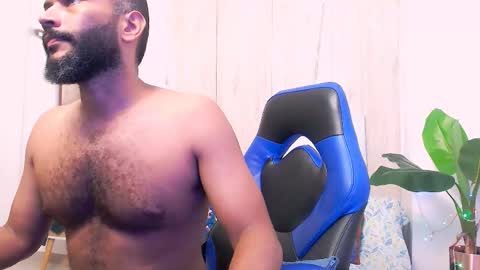 Valentine online show from December 13, 2024, 6:49 pm
