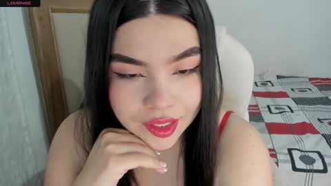 valentina_anzuate online show from December 3, 2024, 5:20 am