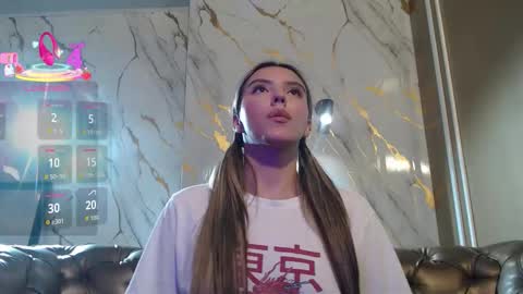 Valentina online show from October 6, 2025, 6:38 pm