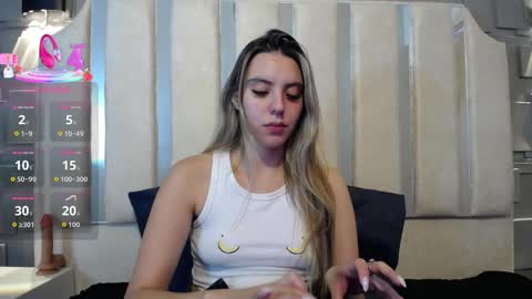 Valentina online show from April 1, 2026, 4:04 pm