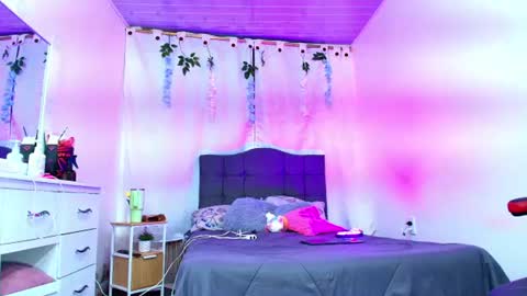 valentina_y_sneiderr online show from July 2, 2026, 12:43 am