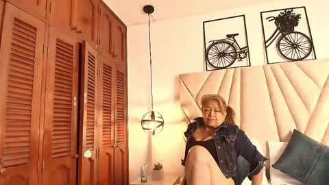 Snapshot of valentinadiazz1 chatting on February 11, 2025, 7:16 pm Ana online show from February 11, 2025, 7:16 pm