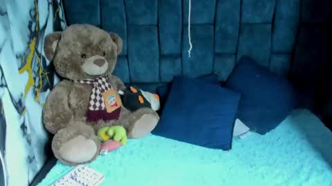 valentinaklean1 online show from July 9, 2026, 4:38 am