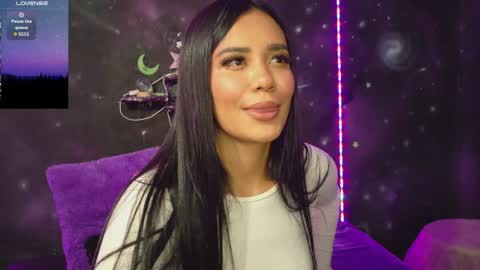 valentinarojass_ online show from May 15, 2026, 5:53 pm
