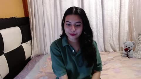 valentinasmith18 online show from April 18, 2026, 1:09 am