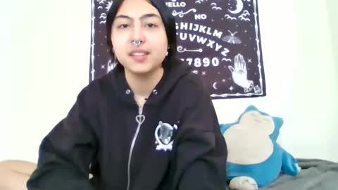 Snapshot of valentineyittk chatting on December 20, 2024, 8:34 pm ValentineKitty online show from December 20, 2024, 8:34 pm