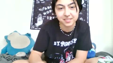 Snapshot of valentineyittk chatting on December 24, 2024, 8:27 pm ValentineKitty online show from December 24, 2024, 8:27 pm