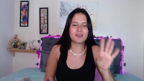 V A L E N T I N I online show from February 22, 2026, 7:56 pm