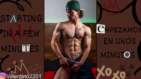 Snapshot of valentino_2201 chatting on April 17, 2026, 2:25 am Valentino - 15 OFF valentino2201 online show from April 17, 2026, 2:25 am