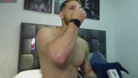 Snapshot of valentino_ferrari28 chatting on February 15, 2025, 6:33 pm Valentino Ferrari online show from February 15, 2025, 6:33 pm