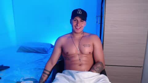 Snapshot of valentinosex_1 chatting on July 21, 2026, 10:12 pm VALENTINO online show from July 21, 2026, 10:12 pm