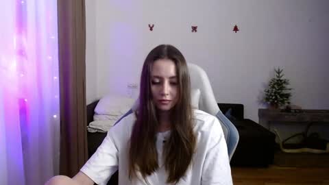 Snapshot of valents_cherry chatting on January 3, 2025, 4:37 pm Valentina online show from January 3, 2025, 4:37 pm