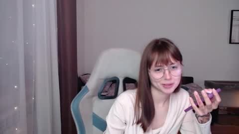 Snapshot of valents_cherry chatting on November 8, 2025, 4:18 pm Valentina online show from November 8, 2025, 4:18 pm