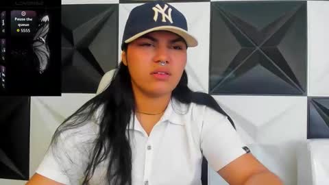 valeri_harpers4 online show from February 6, 2026, 3:33 am