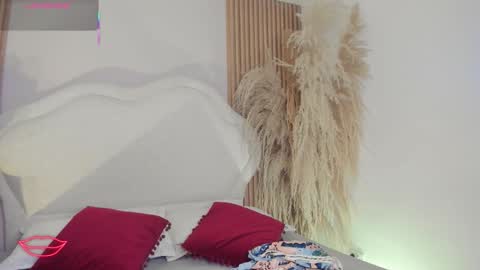 valeria_carter_ online show from February 14, 2026, 7:10 pm