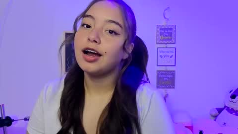 valeria online show from February 9, 2026, 4:05 am