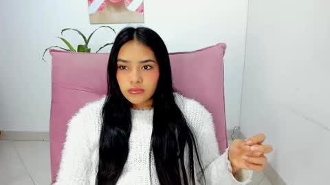 Snapshot of valeria_miller69 chatting on November 14, 2025, 1:43 pm valeria_miller69 online show from November 14, 2025, 1:43 pm