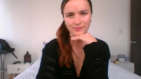 valeriafrannco online show from May 6, 2026, 9:31 pm