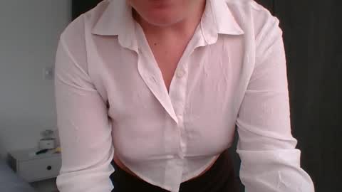 valeriafrannco online show from May 16, 2026, 3:44 pm