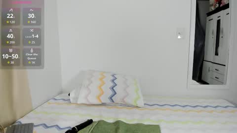 valerialoren online show from November 25, 2025, 3:17 am