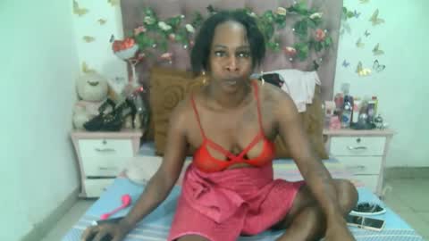 Snapshot of valeriatsx chatting on October 26, 2025, 1:28 pm La valerie26 online show from October 26, 2025, 1:28 pm