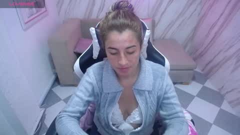 valerie_b online show from December 14, 2024, 10:56 am