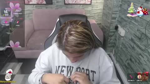 valerie_b online show from December 20, 2024, 4:36 pm