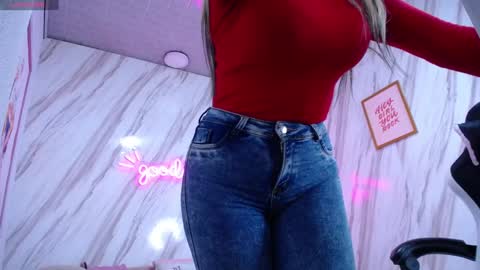 Snapshot of valerie_b chatting on February 8, 2025, 6:22 am valerie_b online show from February 8, 2025, 6:22 am