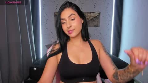 VALERIE online show from May 5, 2026, 6:49 pm