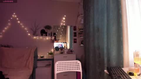 Lera online show from April 3, 2026, 10:46 am