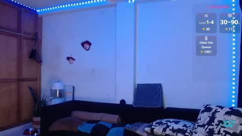 Snapshot of valerie_smile chatting on January 29, 2025, 1:38 pm Valerie online show from January 29, 2025, 1:38 pm