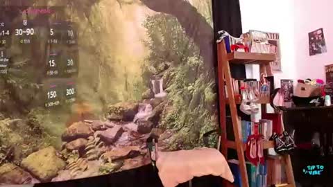 Snapshot of valerie_smile chatting on July 20, 2026, 2:26 am Valerie online show from July 20, 2026, 2:26 am