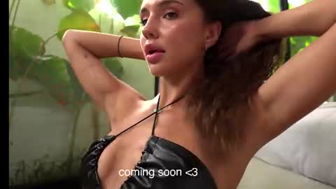 Snapshot of valerieh chatting on July 7, 2026, 6:38 am Valerie online show from July 7, 2026, 6:38 am