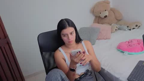 Juli C online show from March 27, 2026, 1:55 am