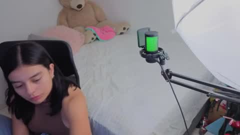 valerihouse_ online show from July 26, 2026, 1:47 am