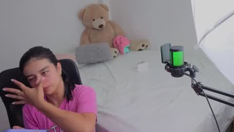 valerihouse_ online show from August 4, 2026, 1:42 am