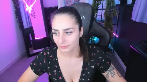 Valerie online show from November 5, 2025, 2:39 pm