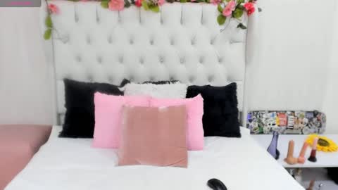 Snapshot of valerik_cano chatting on January 17, 2025, 7:16 pm valeria111111 online show from January 17, 2025, 7:16 pm