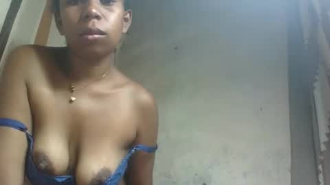 valerinezah online show from February 20, 2026, 7:21 am