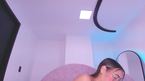 Valeryn online show from January 16, 2026, 3:10 am