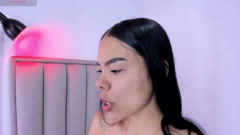 Cris  online show from April 2, 2026, 12:47 pm