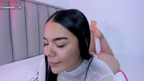 Snapshot of valery__nova chatting on May 8, 2026, 2:44 pm Cris online show from May 8, 2026, 2:44 pm