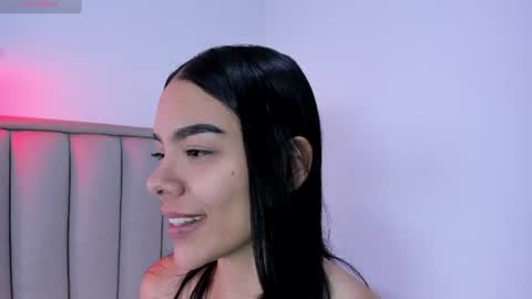 Cris  online show from July 9, 2026, 11:47 am