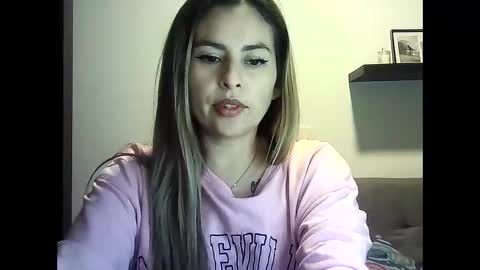 Snapshot of valery__rouse_ chatting on April 20, 2026, 11:17 pm Valery online show from April 20, 2026, 11:17 pm