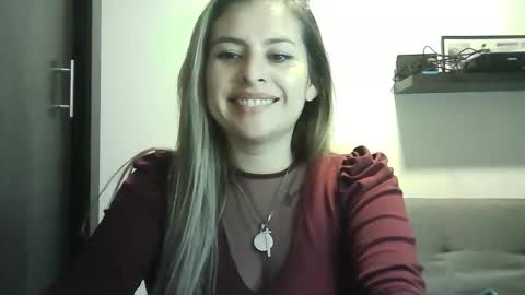 Snapshot of valery__rouse_ chatting on April 27, 2026, 11:25 pm Valery online show from April 27, 2026, 11:25 pm