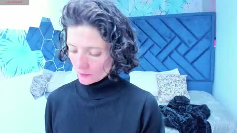 VALERY MORE online show from December 15, 2025, 12:20 pm