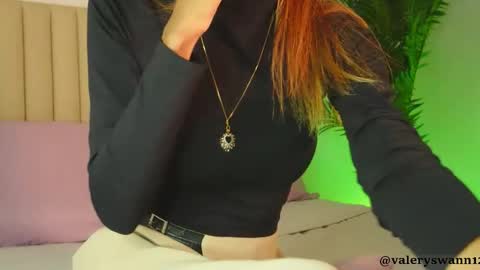 Snapshot of valery_swan1 chatting on November 20, 2025, 4:01 am Valery swan1 online show from November 20, 2025, 4:01 am