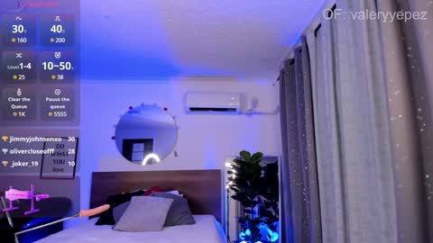 Snapshot of valery_yepes_ chatting on January 5, 2025, 3:02 pm Valery online show from January 5, 2025, 3:02 pm